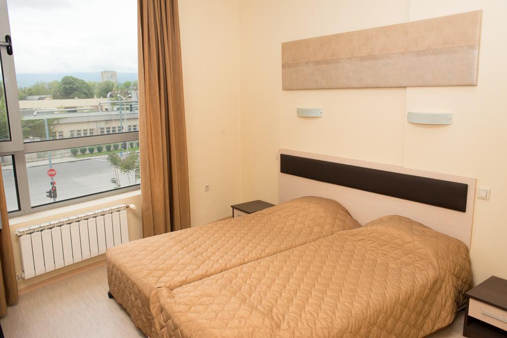 Noris Hotel
