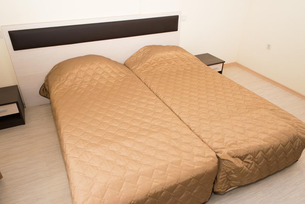 Noris Hotel 3*