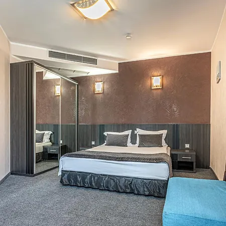 Hotel Noris Plovdiv Exterior photo